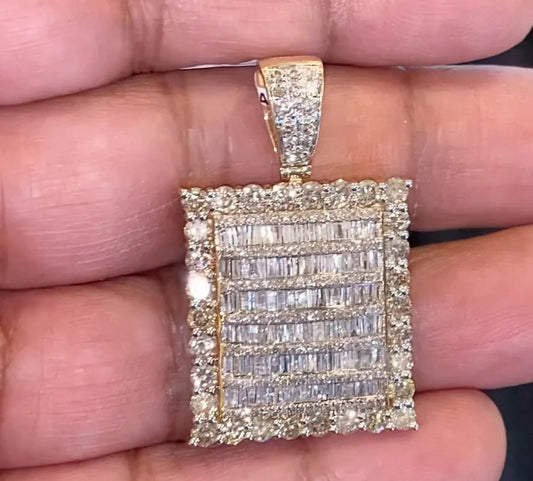 DIAMOND DOG TAG PENDANT